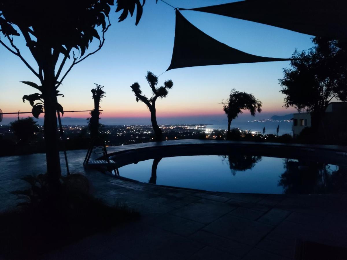 Yiorgos, Amazing Sunset View House Lejlighed Psalidi  Eksteriør billede